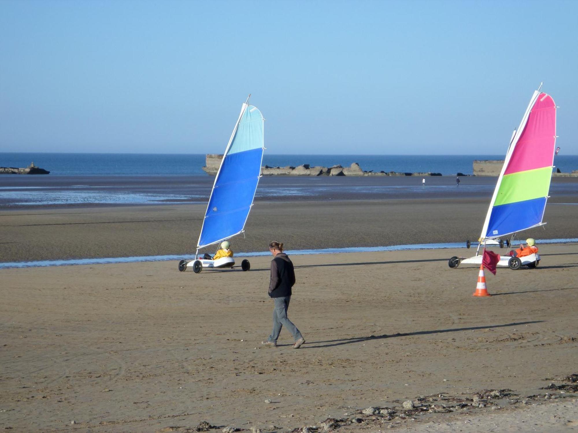 Gites En Normandie En Front De Mer A Asnelles , 3Km D'Arromanches, 10Km De Bayeux Eksteriør billede