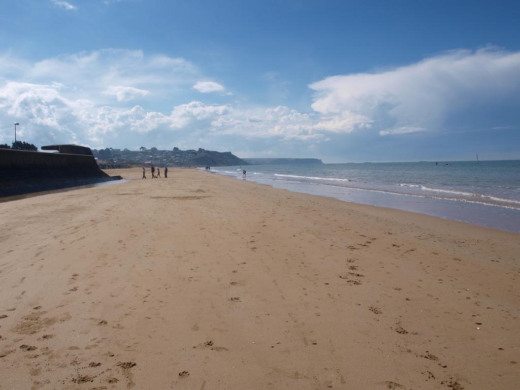 Gites En Normandie En Front De Mer A Asnelles , 3Km D'Arromanches, 10Km De Bayeux Eksteriør billede